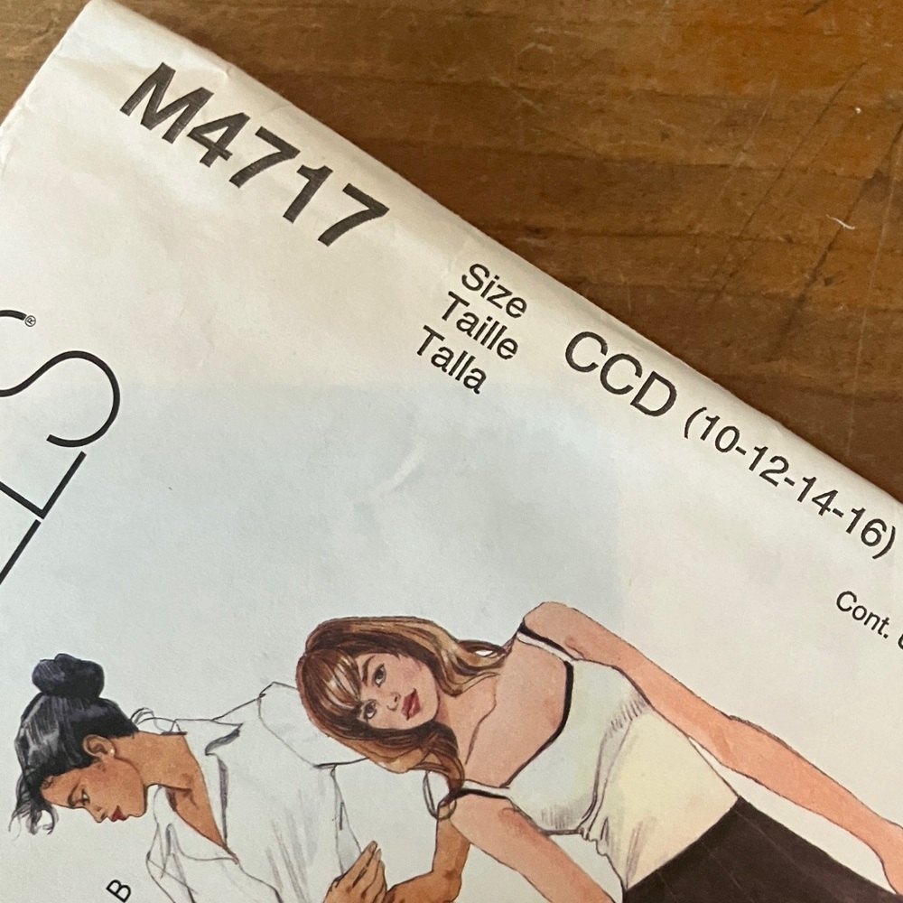 McCall's Women's A-Line Skirt Sewing Pattern - Picture 7 of 9